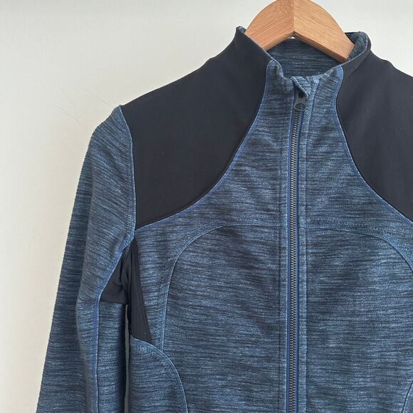 Lululemon Forme Jacket Womens 8 Slub Denim Full Zip Thumbholes Running Active - Picture 6 of 13